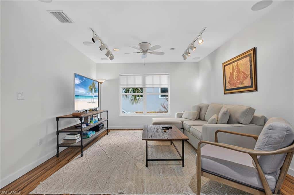 721 Cardium St, Sanibel, photo 18