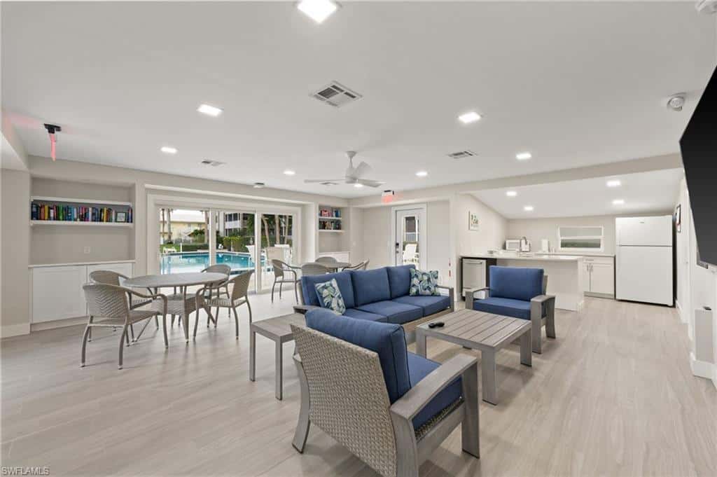 2880 Gulf Shore Blvd #410, Naples, photo 46