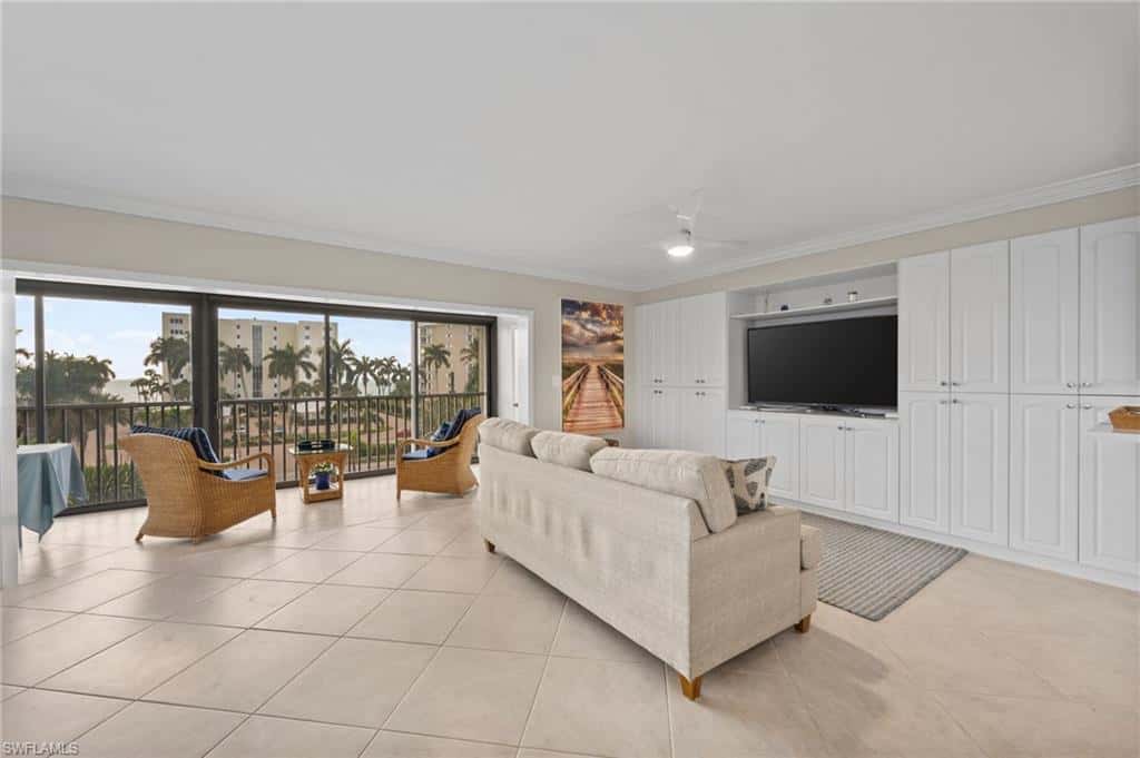 2880 Gulf Shore Blvd #410, Naples, photo 17