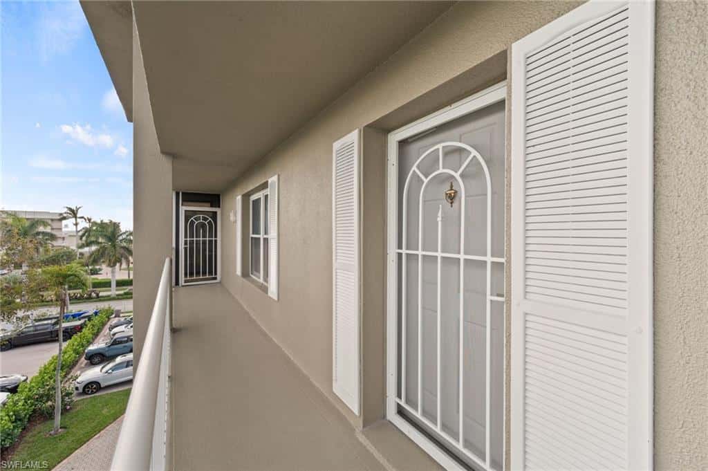 2880 Gulf Shore Blvd #410, Naples, photo 37