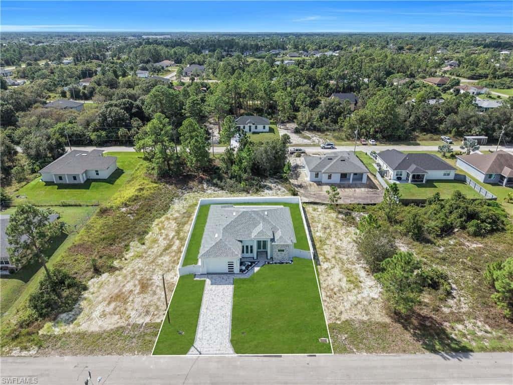 752 Clancy St, Lehigh Acres, photo 47