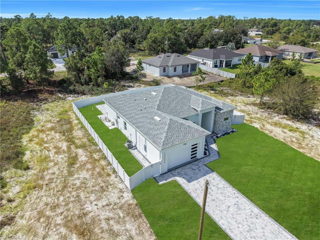 752 Clancy St, Lehigh Acres, photo 48