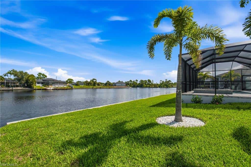 3229 21st Ter, Cape Coral, photo 41