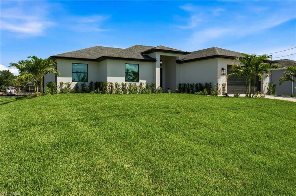 3229 21st Ter, Cape Coral, photo 44