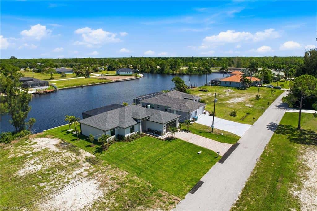 3229 21st Ter, Cape Coral, photo 47