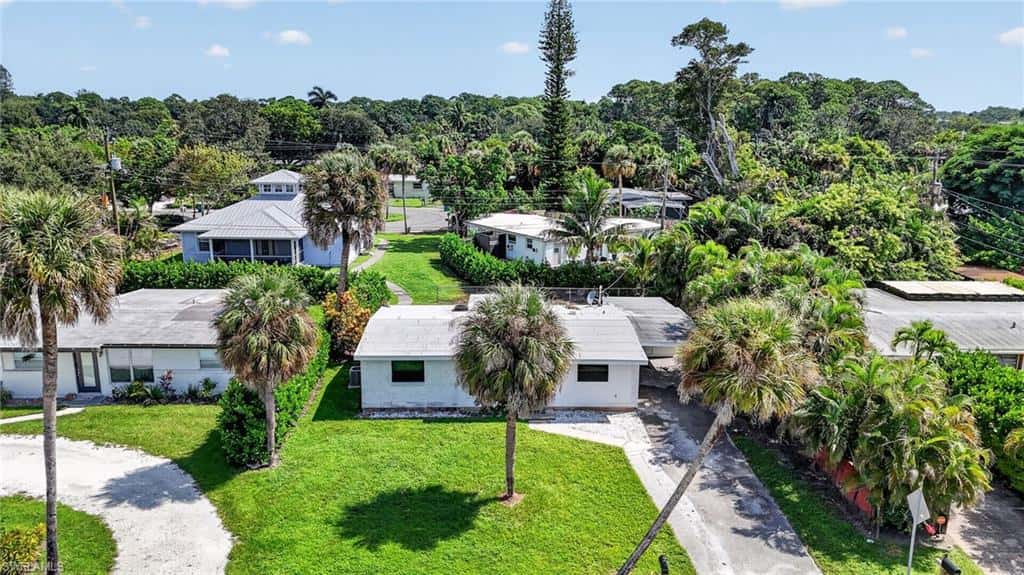 1363 Brookside Dr, Naples, photo 44