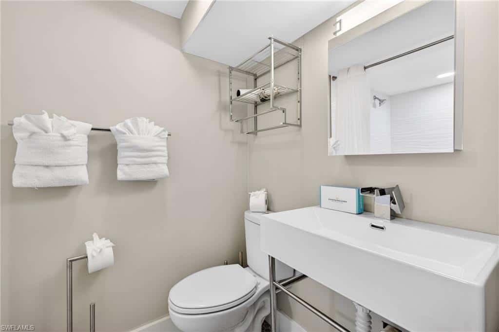 167 Mandalay Rd, Fort Myers Beach, photo 27