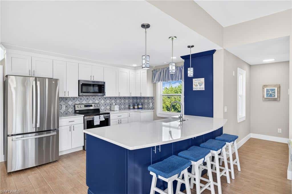 167 Mandalay Rd, Fort Myers Beach, photo 13