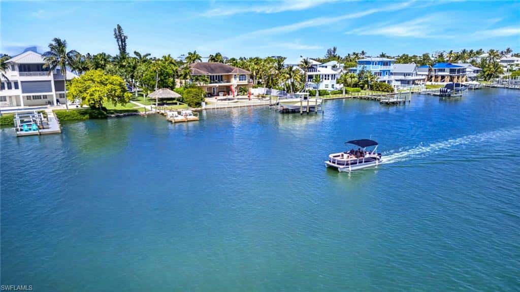 167 Mandalay Rd, Fort Myers Beach, photo 36