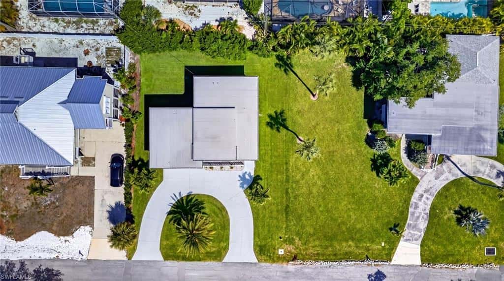 167 Mandalay Rd, Fort Myers Beach, photo 34