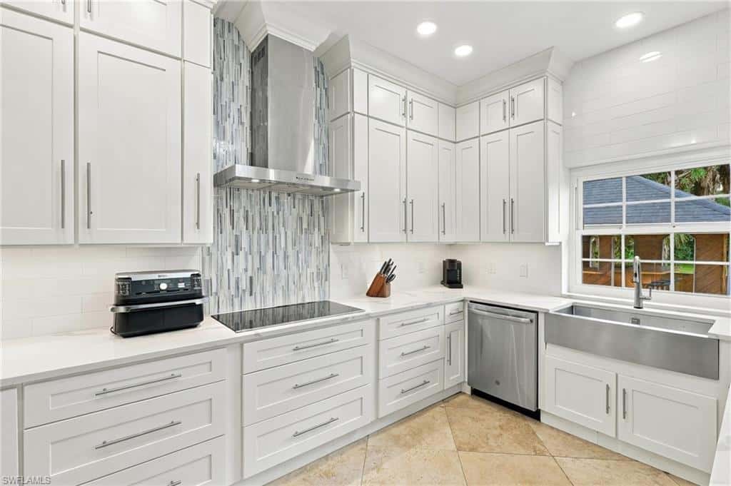 130 1st St, Naples, photo 15
