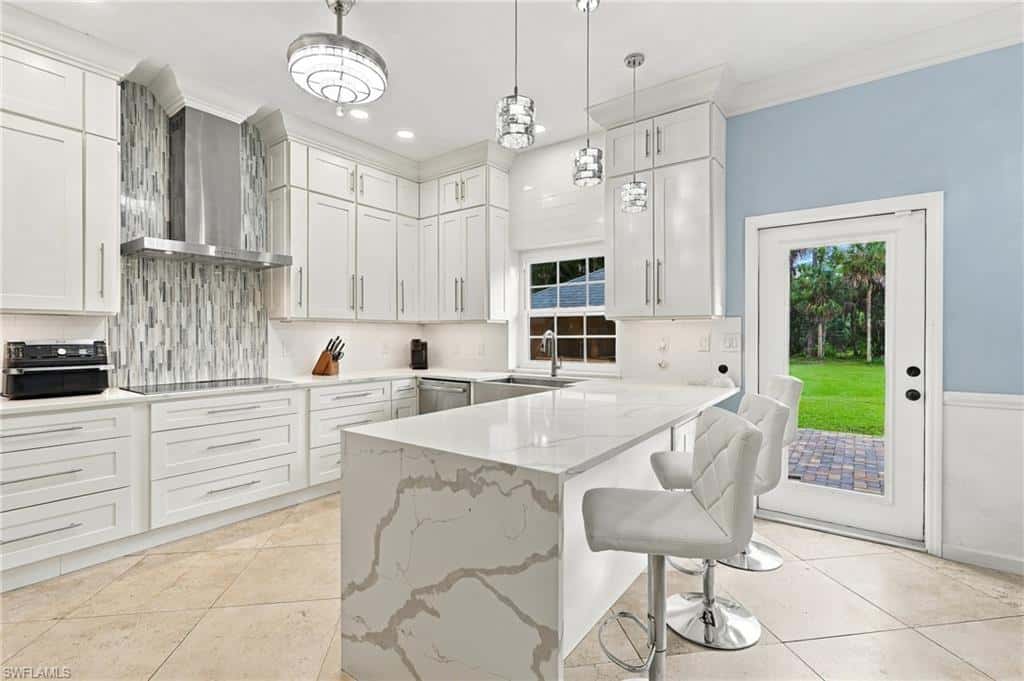 130 1st St, Naples, photo 11