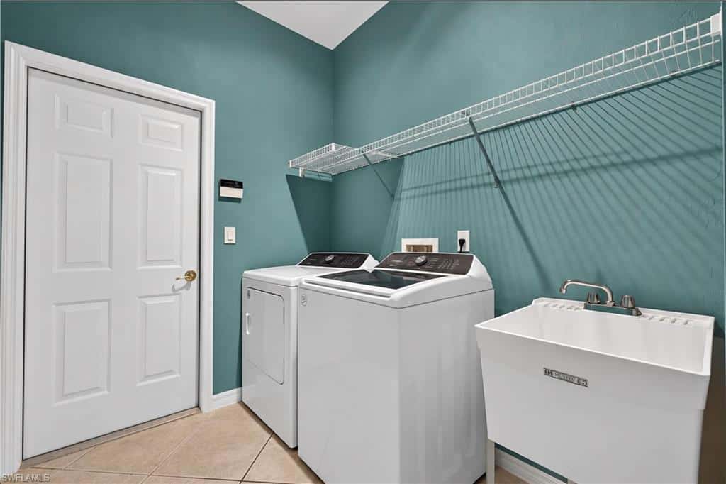 9900 Colonial Walk, Estero, photo 17