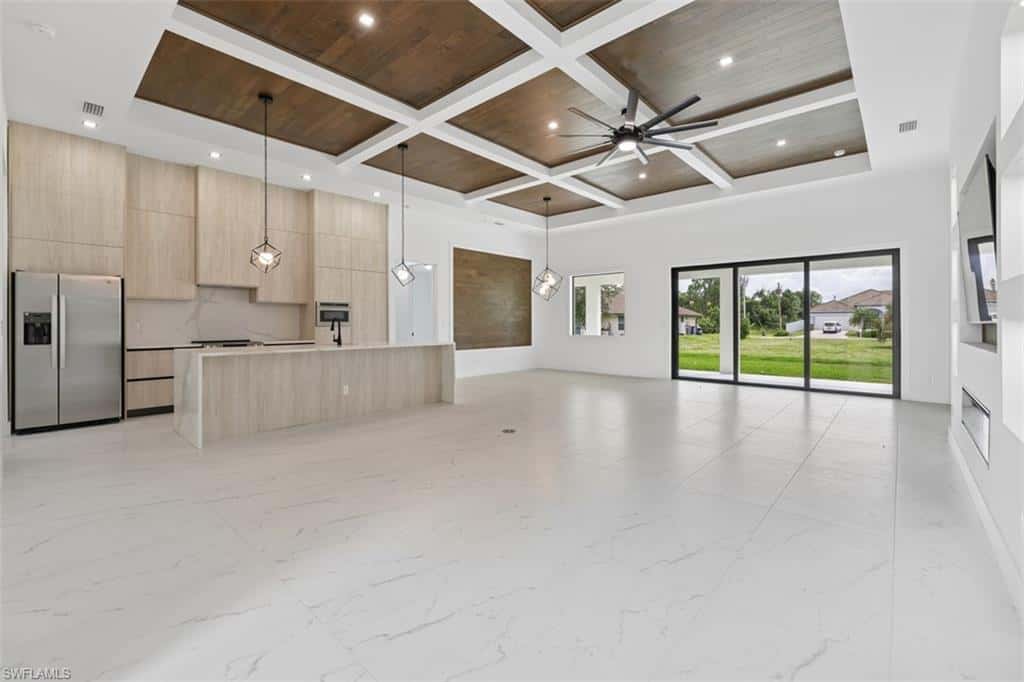 3207 11th St, Lehigh Acres, photo 5