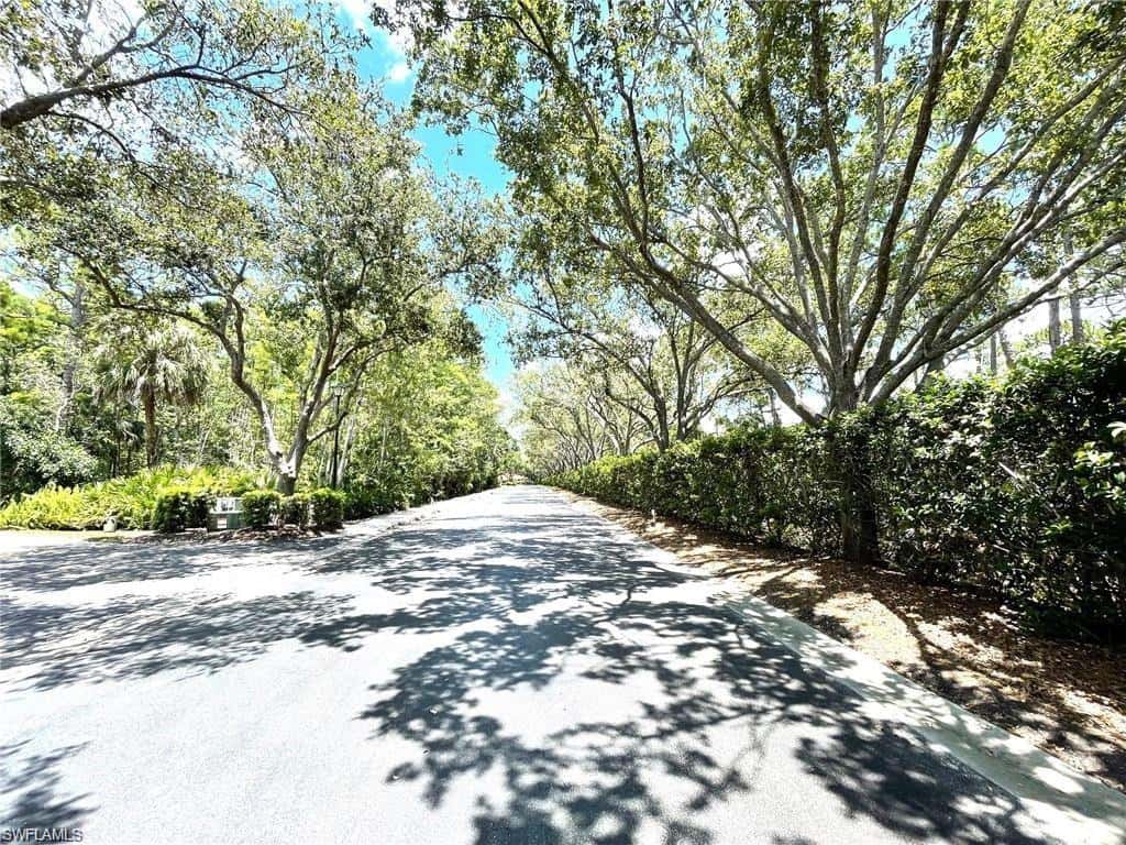 985 Tarpon Cove Dr #203, Naples, photo 23