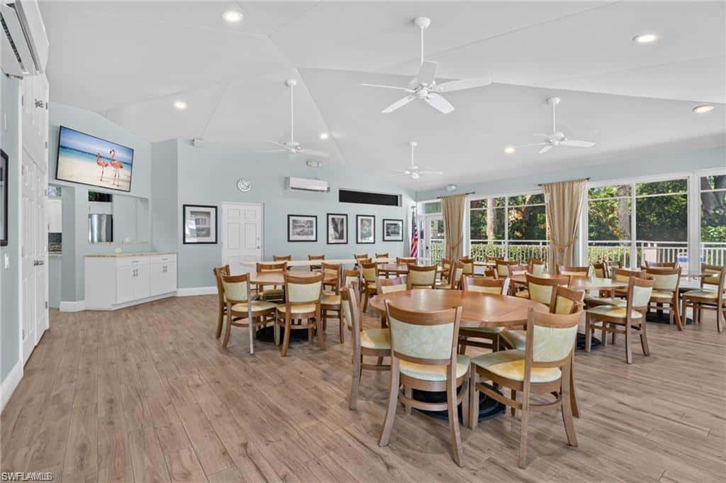 985 Tarpon Cove Dr #203, Naples, photo 27
