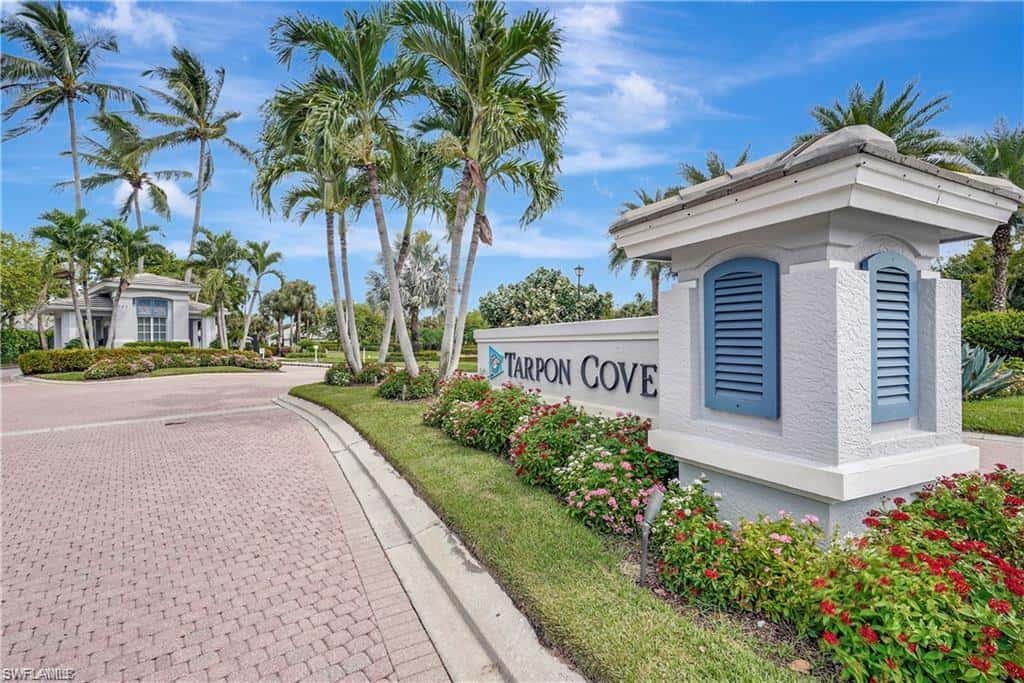 985 Tarpon Cove Dr #203, Naples, photo 29