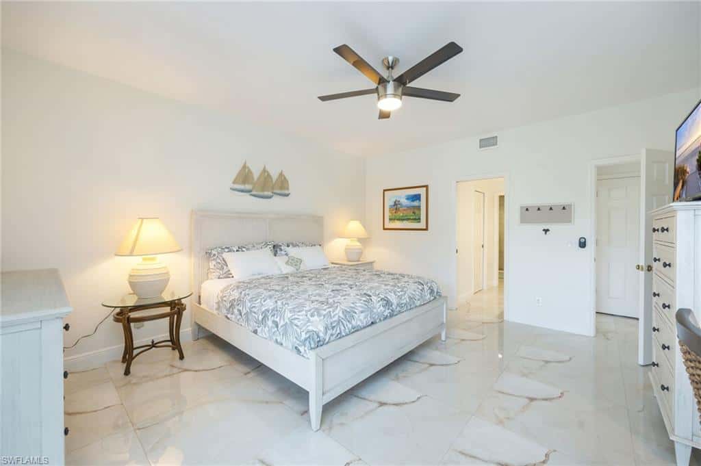 780 Waterford Dr #101, Naples, photo 12