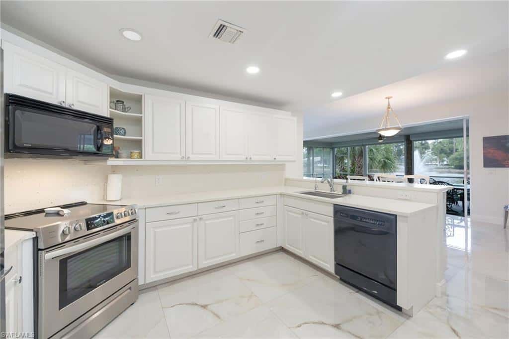 780 Waterford Dr #101, Naples, photo 8