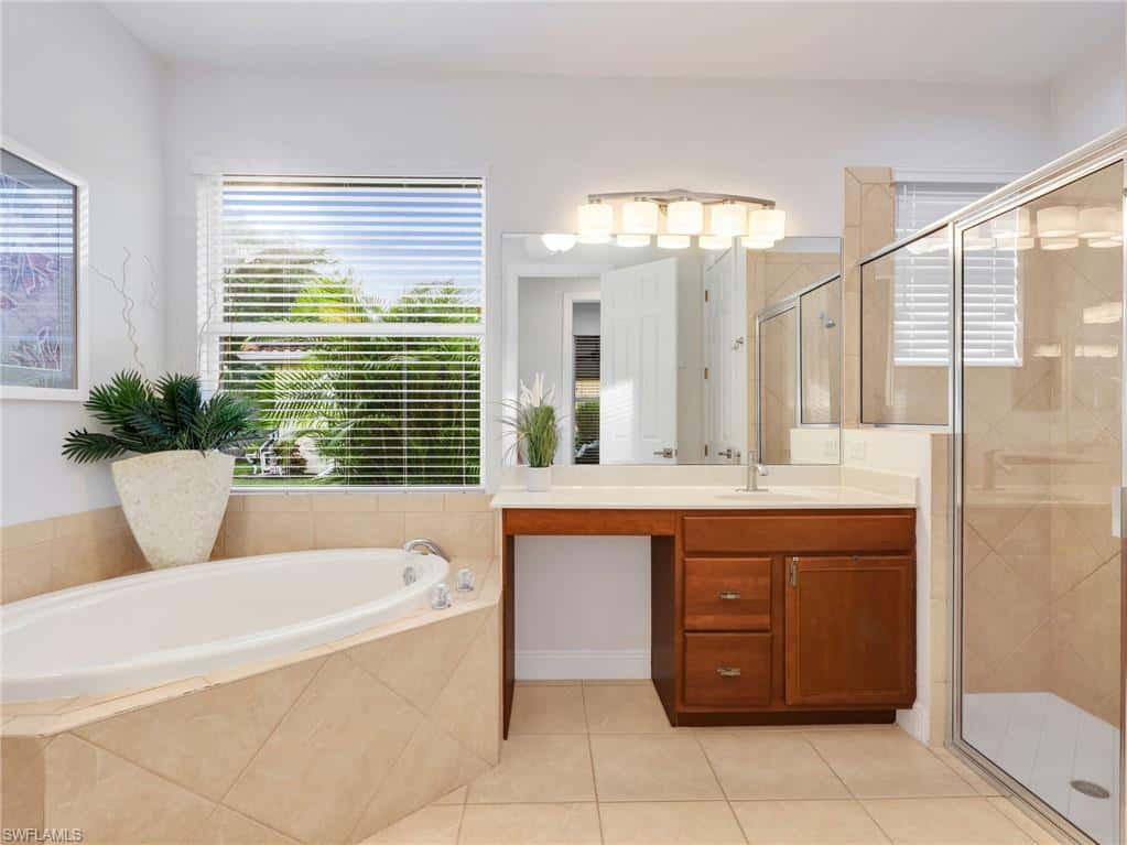 19888 Casa Verde Way, Estero, photo 16