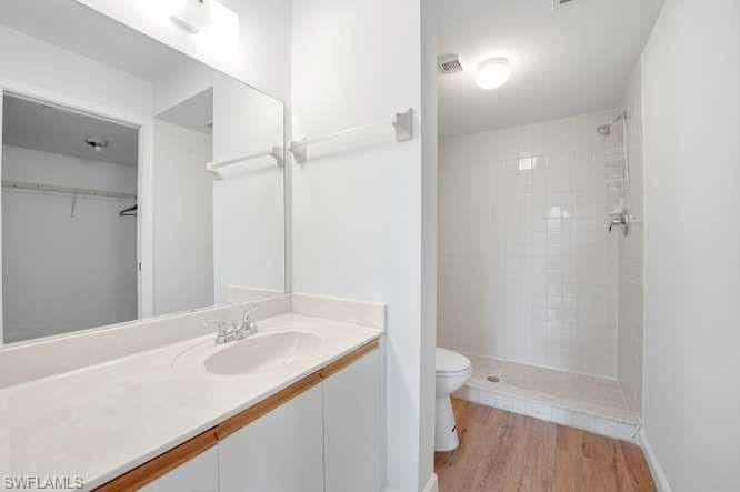 6945 Dennis Cir #205, Naples, photo 11