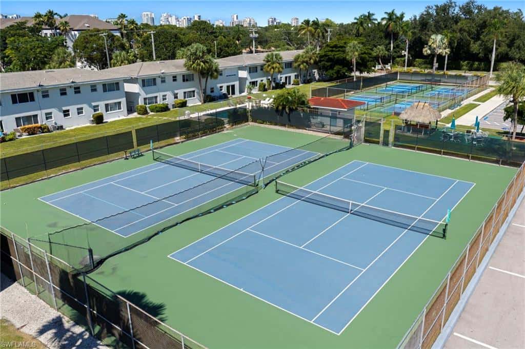 29 High Point Cir #101, Naples, photo 34