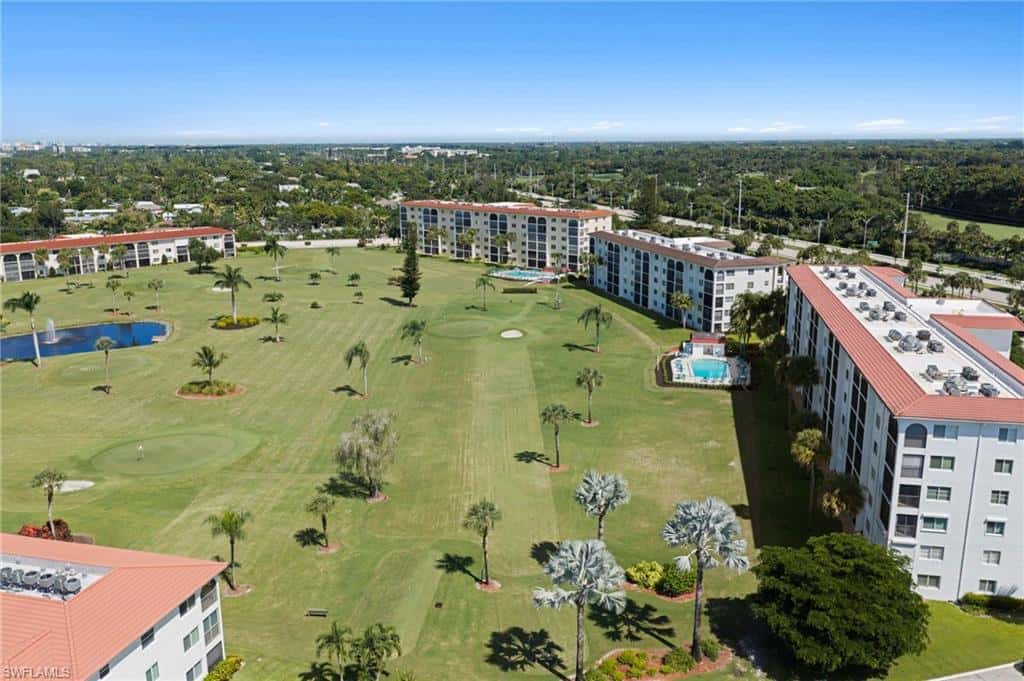 29 High Point Cir #101, Naples, photo 41