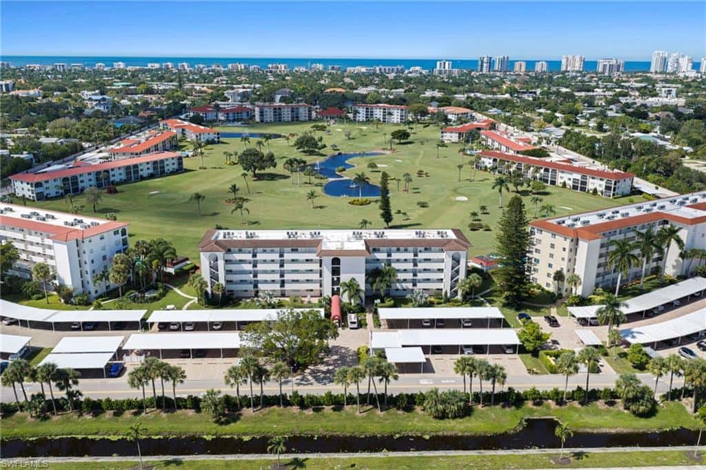 29 High Point Cir #101, Naples, photo 37