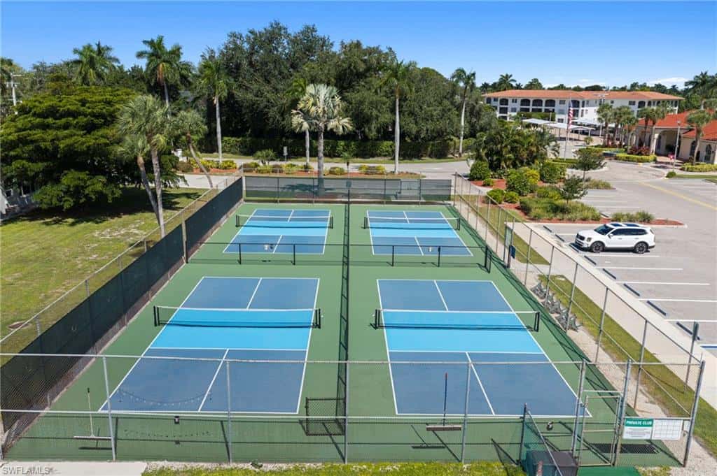 29 High Point Cir #101, Naples, photo 35