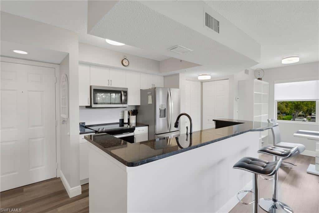 8851 Colonnades Ct #131, Bonita Springs, photo 7