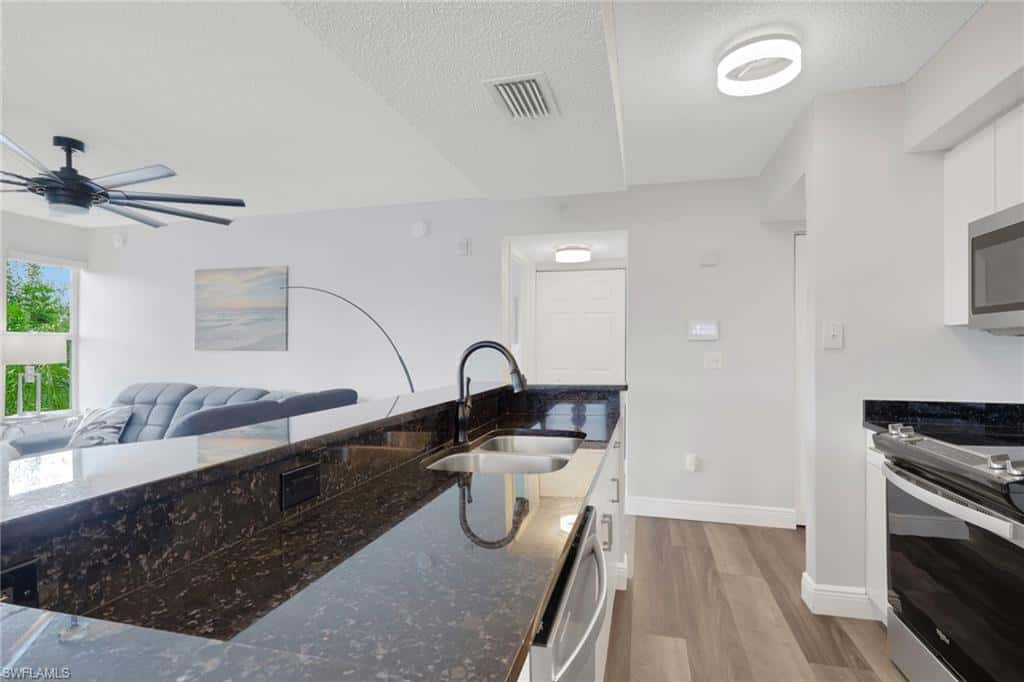 8851 Colonnades Ct #131, Bonita Springs, photo 11