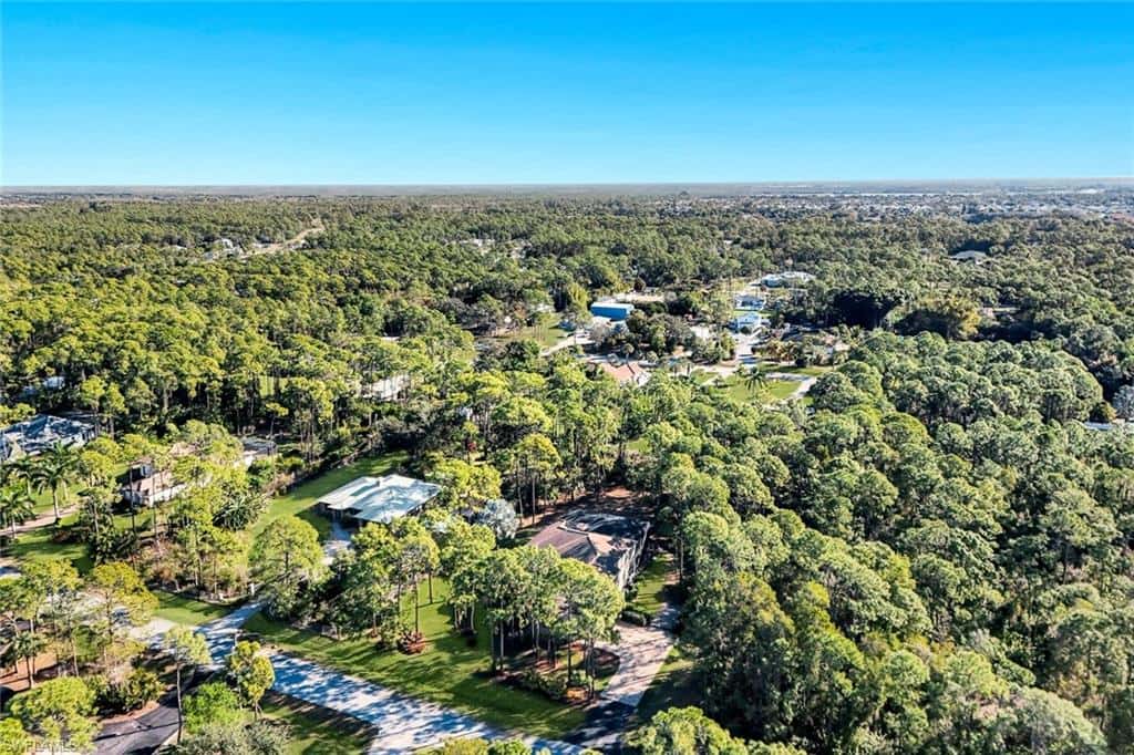 25295 Catskill Dr, Bonita Springs, photo 4