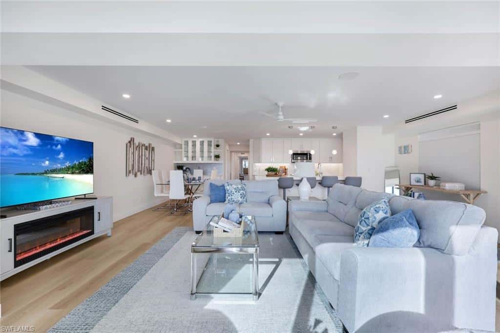 3000 Gulf Shore Blvd #307, Naples, photo 16