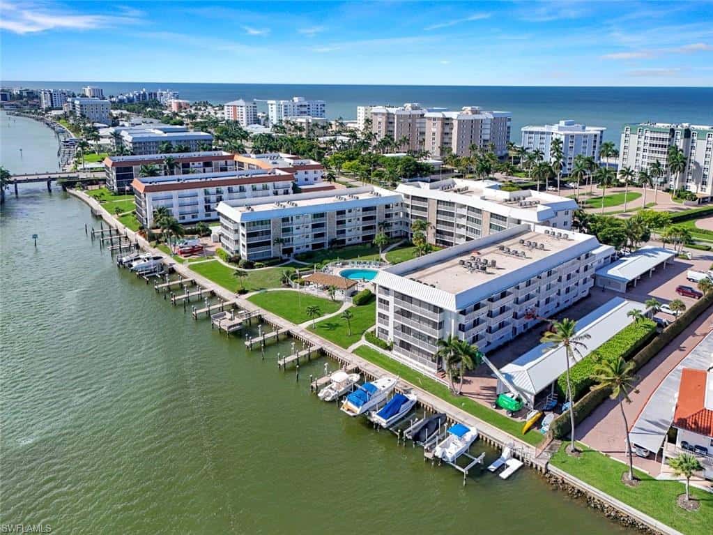 3000 Gulf Shore Blvd #307, Naples, photo 31