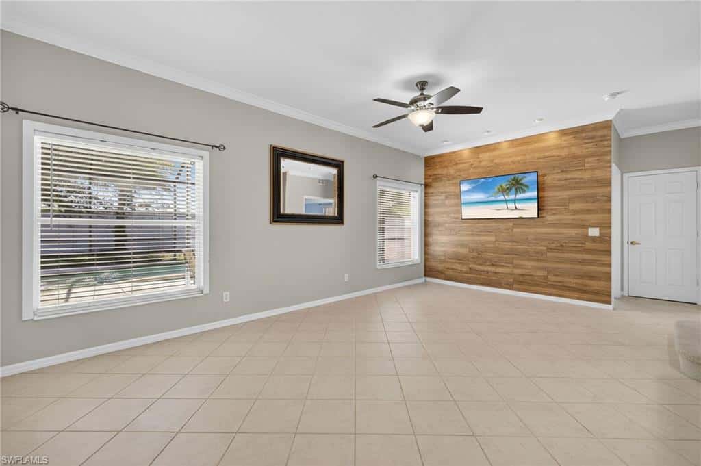 8250 Silver Birch Way, Lehigh Acres, photo 9