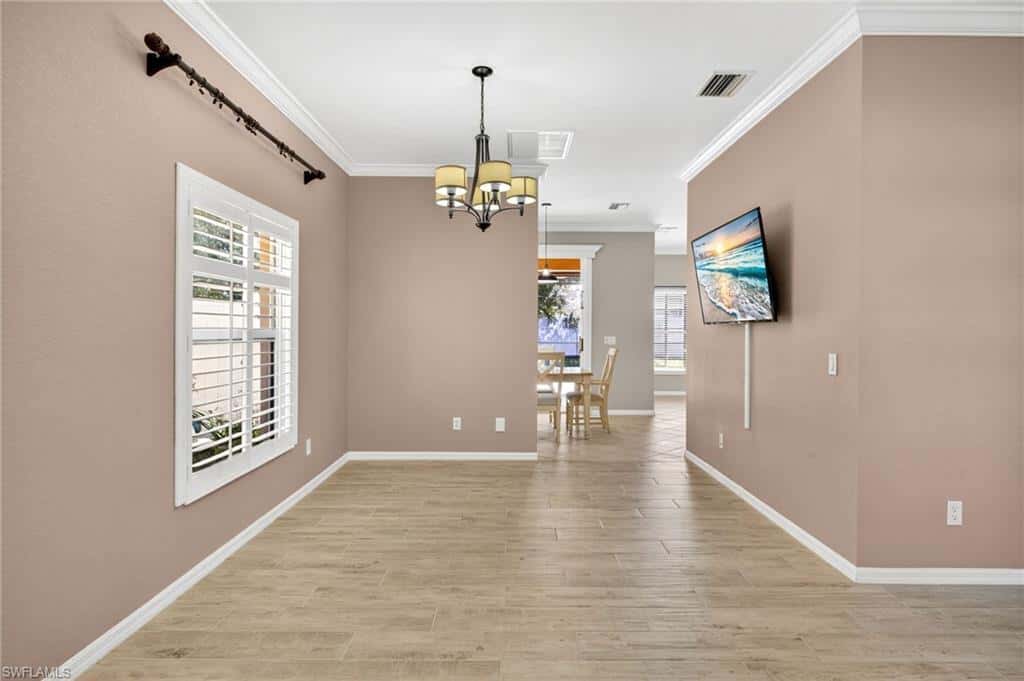 8250 Silver Birch Way, Lehigh Acres, photo 4