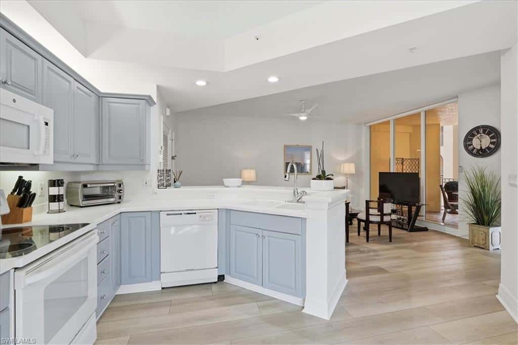 410 Bayfront Pl #2209, Naples, photo 5