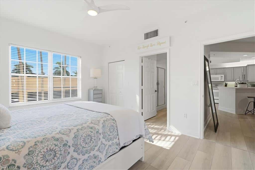 410 Bayfront Pl #2209, Naples, photo 9