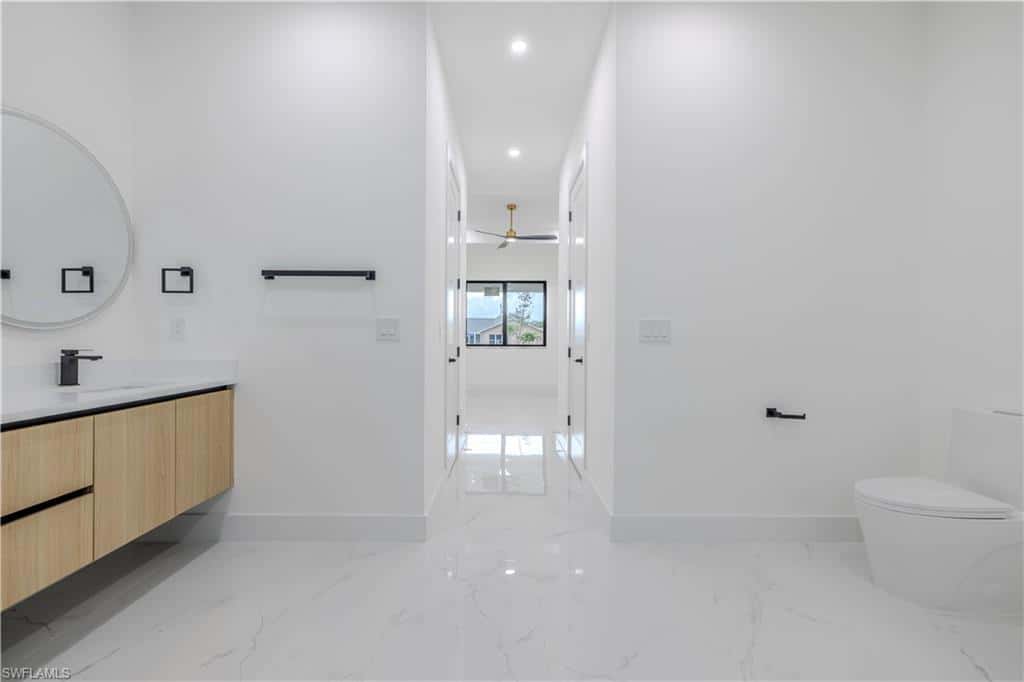 920 5th Ter, Cape Coral, photo 32