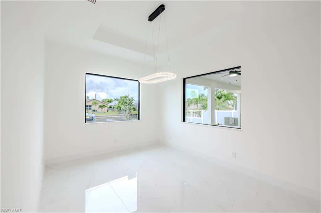 920 5th Ter, Cape Coral, photo 24