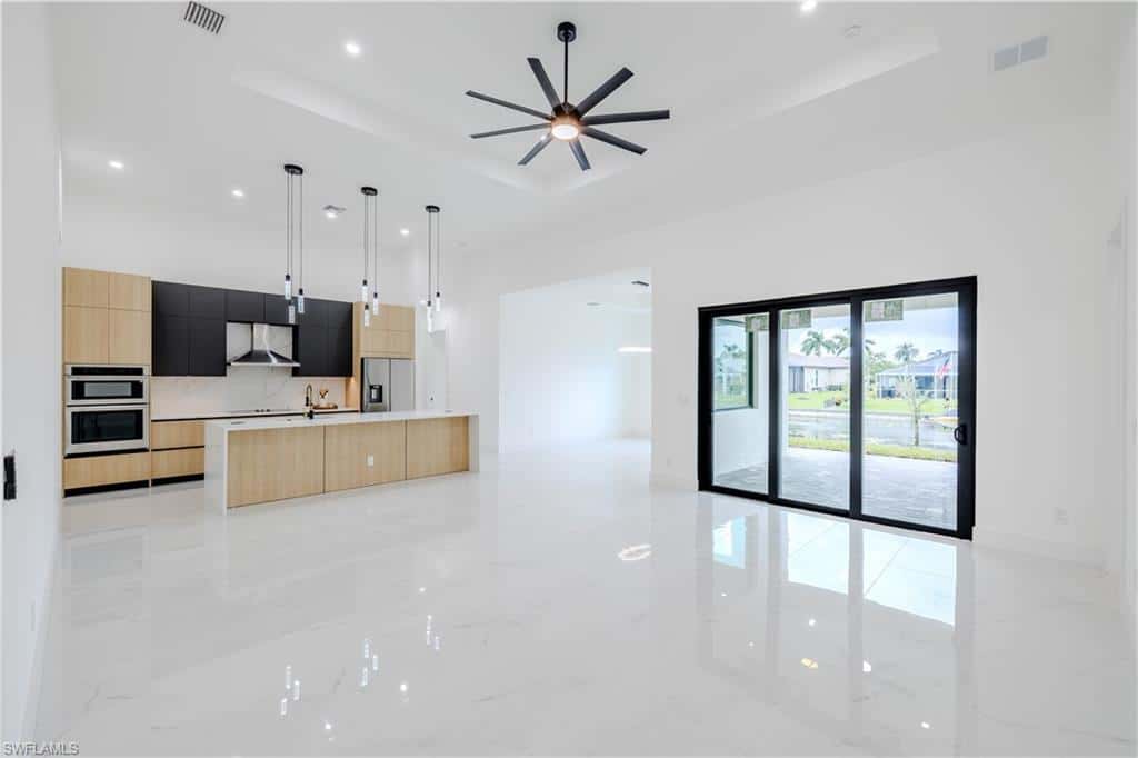 920 5th Ter, Cape Coral, photo 10