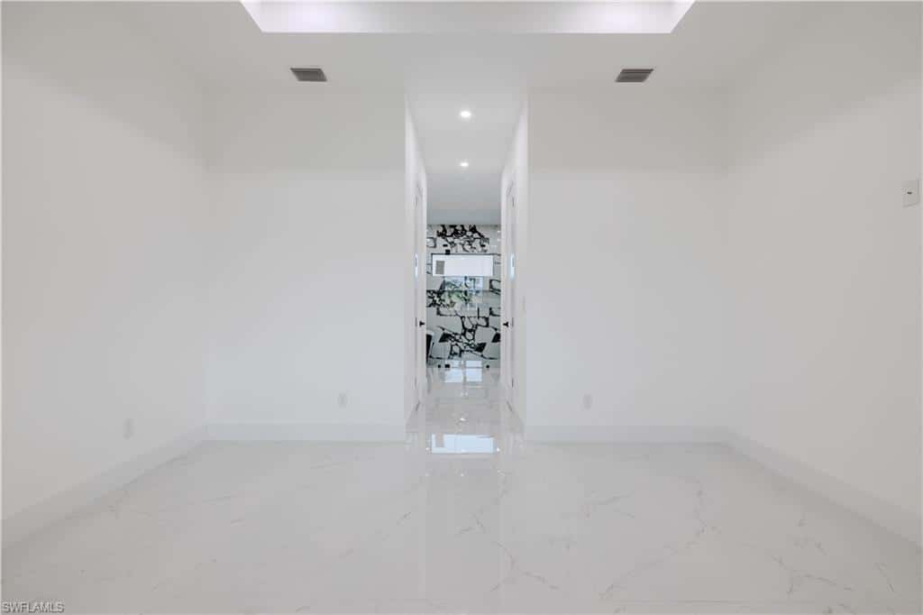 920 5th Ter, Cape Coral, photo 33