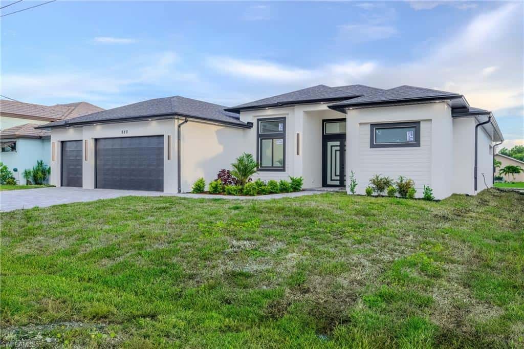 920 5th Ter, Cape Coral, photo 4