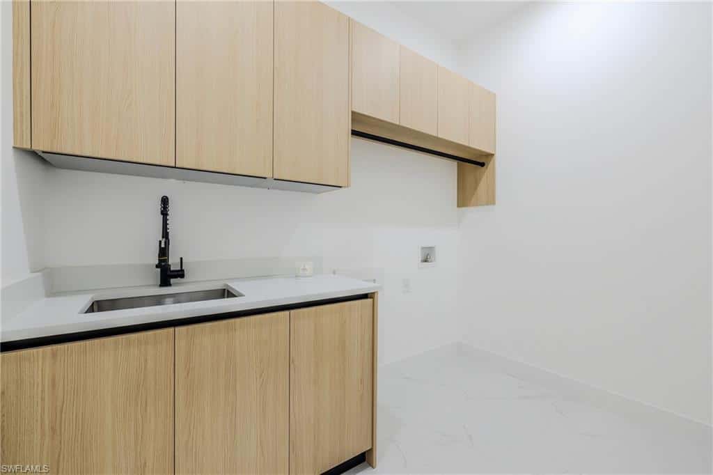 920 5th Ter, Cape Coral, photo 25