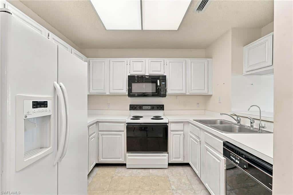 900 Arbor Lake Dr #501, Naples, photo 9