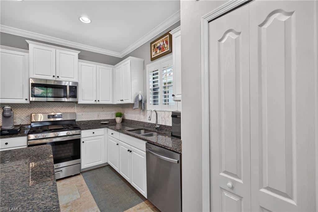 21565 Cascina Dr, Estero, photo 6