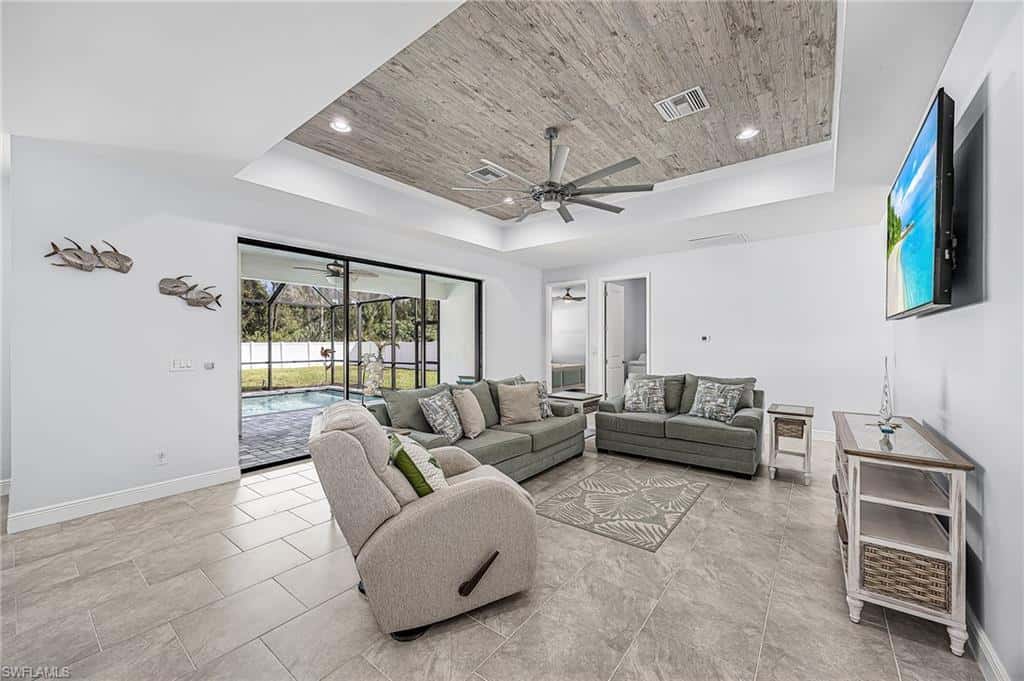 1703 12th Ter, Cape Coral, photo 13