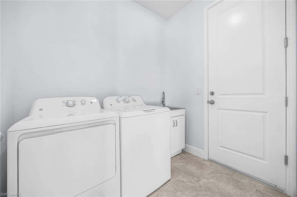 1703 12th Ter, Cape Coral, photo 25