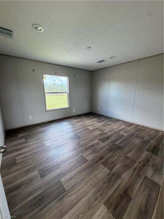 1250 Homestead Ave, Clewiston, photo 21