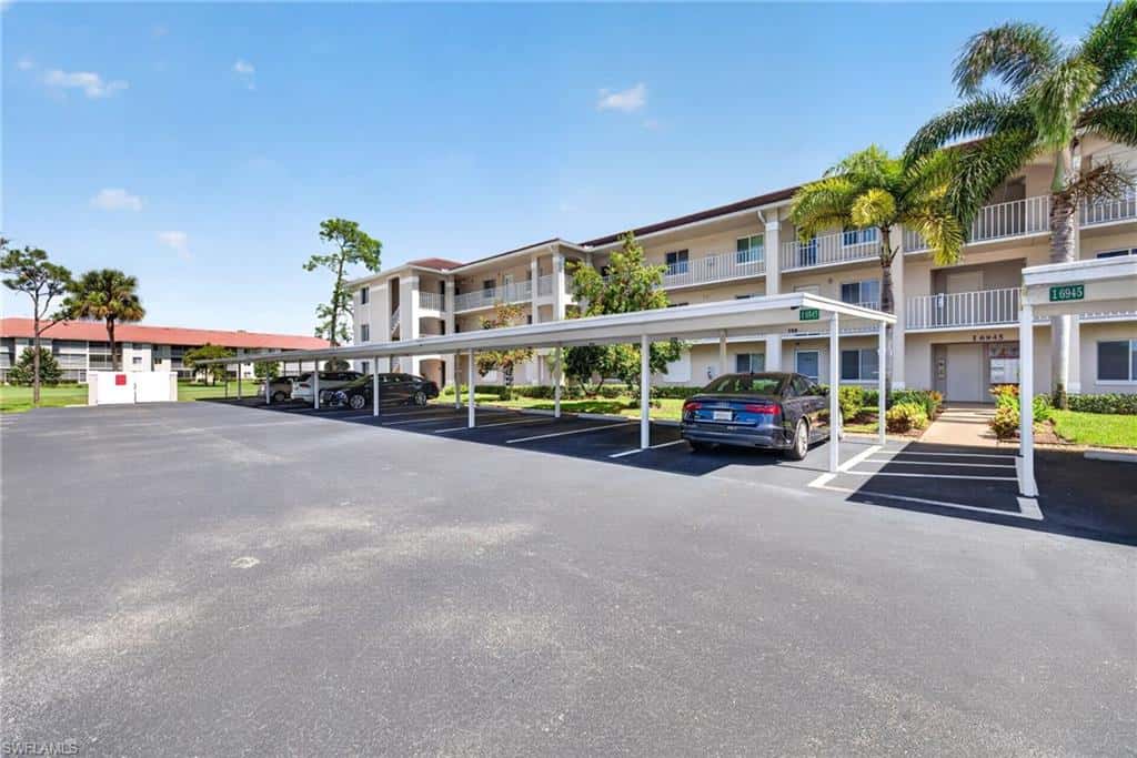 6945 Dennis Cir #203, Naples, photo 23